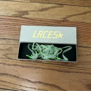 Golden Goose shoe laces in gray green